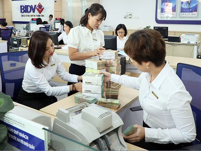 Việc Kl99ok Kho game đa dạng 06/2023/TT-NHNN siết hoạt động cho vay của tổ chức tín dụng đang gây nhiều tranh luận. Ảnh: Đ.T