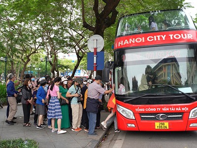 TP. Hà Nội sẽ phát miễn phí gần 1.600 vé trải nghiệm dịch vụ xe buýt 2 tầng miễn phí, dịp Lễ 2/9.