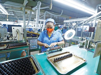 Nhà Kl99ok phiên bản mới Nhật Bản rất quan tâm đến thị trường Việt Nam. Trong ảnh: Nhà máy Sankoh Việt Nam của Nhật Bản tại Hòa Bình.
