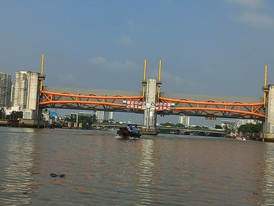 Hiện nay, các cống ngăn triều đã thi công xong phần Kl99kl ưu đãi độc quyền nhưng chưa thể đưa vào vận hành vì chưa được cấp vốn để hoàn thiện phần thiết bị - Ảnh: Anh Quân 