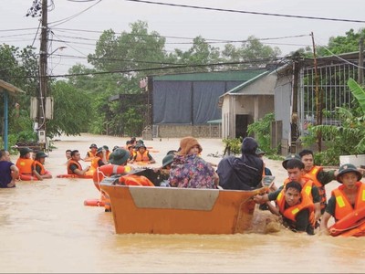 Hiện nay là thời điểm thường xảy ra mưa, bão tại miền Trung và Tây Nguyên. Thủ tướng Kl993 ưu đãi thưởng hấp dẫn yêu cầu các bộ ngành, địa phương chủ động ứng phó mưa lũ