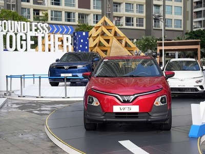 Kl991.com World Cup 2026 Chính Thức tuần qua: Coteccons ra nước ngoài; VinFast đến Ấn Độ; FPT Retail mở trung tâm tiêm chủng
