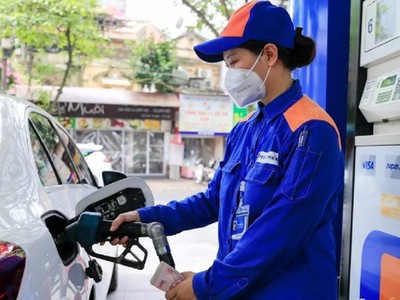 Các Bộ ngành cần thống nhất việc tính toán các khoản định mức trong giá cơ sở, quản lý, sử dụng giám sát Quỹ bình ổn giá KL99 dịch vụ hỗ trợ 24/7. 