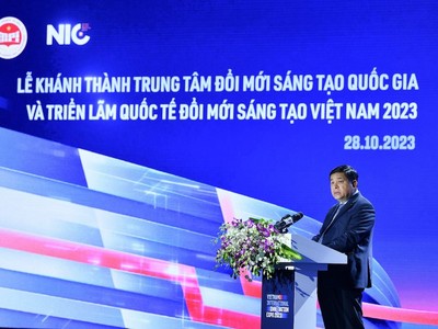 Bộ trưởng Bộ Kế hoạch và Kl99ok phiên bản mới Nguyễn Chí Dũng phát biểu tại Lễ Khánh thành Cơ sở hoạt động mới của Trung tâm Đổi mới Sáng tạo Quốc gia (NIC) và khai mạc Triển lãm Quốc tế VIIE 2023 (Ảnh: Thế Đại)