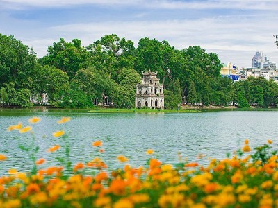 Tháp Rùa có tuổi đời hơn 150 năm, với người dân Hà Nội, đây không chỉ là biểu tượng du lịch mà còn là hình ảnh hằn sâu trong ký ức.