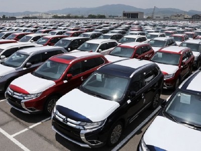 Tiêu thụ ô tô tiếp tục sụt giảm, lượng xe bán ra trong tháng 10 sụt giảm 31% so với cùng kỳ