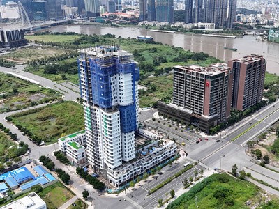 Thị trường dư thừa sản phẩm cao cấp, trong khi rất thiếu sản phẩm vừa túi tiền. Ảnh: Lê Toàn 