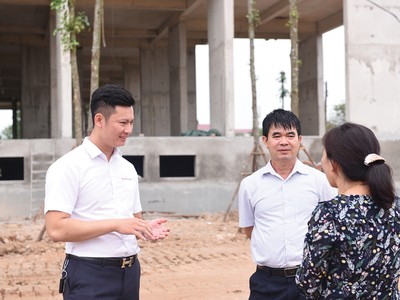 Khi mua Web Tổng Nhà Cái 99Kl99 Giải Trí Bậc Nhất hình thành trong tương lai, bên mua thường là bên bị động. Ảnh: Dũng Minh 