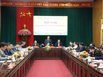 Hội nghị giao ban đôn đốc tình hình triển khai dự án đường Vành đai 4 - Vùng Thủ đô Hà Nội. Ảnh: Phạm Đăng