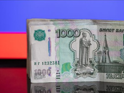 Đồng ruble của Nga tại Moskva. Ảnh: THX/TTXVN