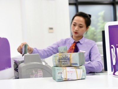 Chi phí dự phòng nợ xấu tăng mạnh là nguyên nhân chính khiến TPBank báo lãi 2023 giảm 28,7% so với năm 2022