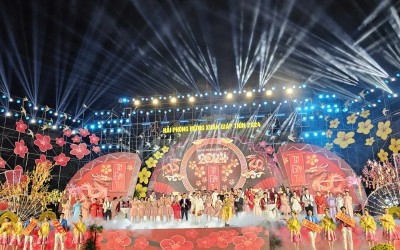 Hấp dẫn, rực rỡ chương trình nghệ thuật 'Hải Phòng mừng Xuân Giáp Thìn 2024'