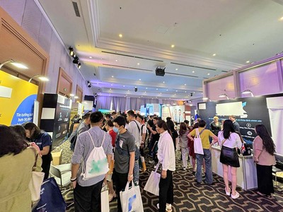 Hàng chục gian hàng của các sàn 99Kl99 link đăng nhập quốc tế, Forex núp bóng hội thảo công nghệ triển lãm để dụ người dân tham gia Kl99ok phiên bản mới