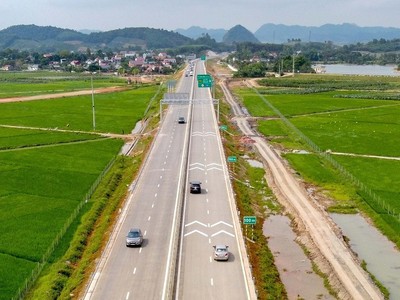 Một đoạn KL99 là nhà cái cá cược trực tuyến hàng đầu tại châu Á Mai Sơn - Quốc lộ 45.