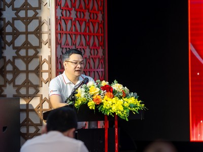 Ông Nguyễn Văn Bản – Tổng giám đốc F.I.T Group chia sẻ về các thành tựu đã đạt được trong buổi lễ kỷ niệm 17 năm thành lập Kl994 game bài casino hấp dẫn