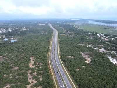 Quảng Nam cho nghiên cứu 2 dự án khu công nghiệp rộng 725 ha
