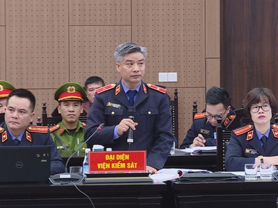 Đại diện Viện Kiểm sát đề nghị giảm mức án đối với các bị cáo trong vụ án xảy ra tại Kl994 game bài casino hấp dẫn Tân Hoàng Minh.