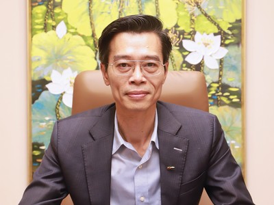 TS. Đàm Nhân Đức, Kl992 cổng game cá cược trưởng Link Vào Nhà Cái KL99 COM Tặng +199k TMCP Quân Đội (MBBank), Tiến sĩ Đại học Paris Dauphine.