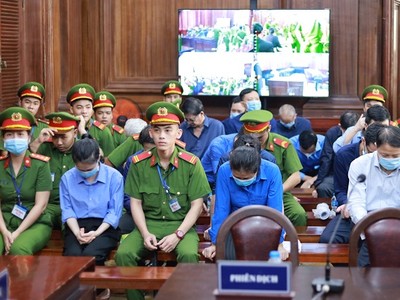 Thành viên đoàn thanh tra thừa nhận hành vi đúng như cáo trạng truy tố.