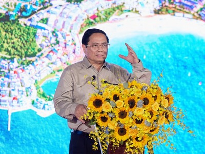 Thủ tướng Kl993 ưu đãi thưởng hấp dẫn Phạm Minh Chính phát biểu tại sự kiện. Ảnh Sun Group