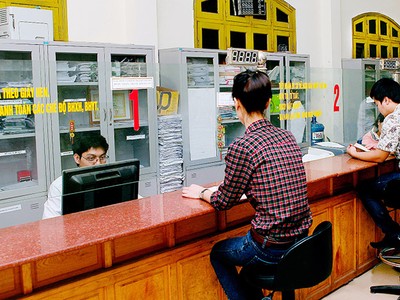 Người lao động giao dịch tại cơ quan Kl99kl phiên bản hoạt động Trang Chủ KL99Com Số 1 Link Đăng Ký KL999. Ảnh: Dũng Minh