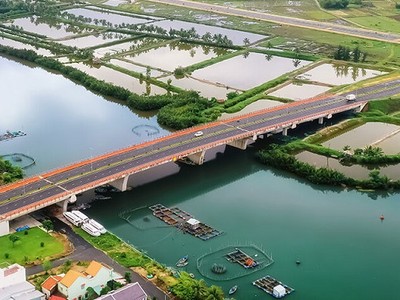 Cầu Đế Võng. Ảnh: Đ.P