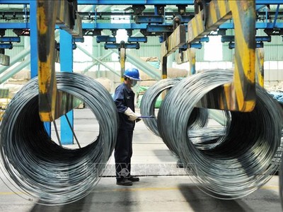 Bên trong một nhà máy Kl994 nhà cái bóng đá world cup thép ở tỉnh Sơn Đông, Trung Quốc. Ảnh minh họa: AFP/TTXVN