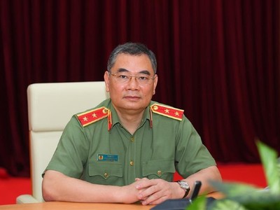 Trung tướng Tô Ân Xô đưa ra cảnh báo của Bộ Công an liên quan tới hành vi lừa đảo từ các nhóm chat, group Kl99ok phiên bản mới 99Kl99 link đăng nhập.