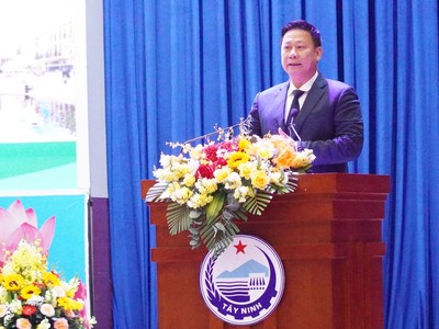 Ông Nguyễn Thanh Ngọc, Chủ tịch UBND tỉnh Tây Ninh phát biểu tại Hội nghị.