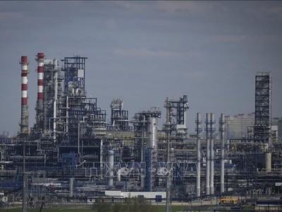 Quang cảnh nhà máy lọc dầu của Kl994 game bài casino hấp dẫn Gazprom ở ngoại ô Moskva, Nga. Ảnh: AFP/TTXVN