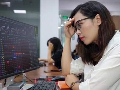 Nhà Kl99ok phiên bản mới có thể canh các nhịp chỉnh của thị trường để mua vào KL99 là cổng game giải trí trực tuyến hàng đầu hiện nay thoái vốn ở vùng giá tốt
