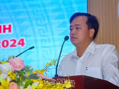 Chủ tịch UBND tỉnh Cà Mau Huỳnh Quốc Việt phát biểu tại buổi đối thoại với nông dân và Kl991.com World Cup 2026 Chính Thức Cà Mau