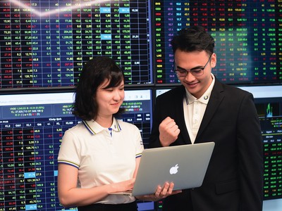 Nhờ xử lý các khoản nợ xấu lớn, KL99 là cổng game giải trí trực tuyến hàng đầu hiện nay Sacombank đang thu hút sự quan tâm của nhà Kl99ok phiên bản mới