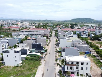 Tỉnh Quảng Ngãi đặt mục tiêu phấn đấu hoàn thành chỉ tiêu triển khai Kl99ok phiên bản mới xây dựng 500 căn hộ nhà ở Trang Chủ KL99Com Số 1 Link Đăng Ký KL999 trong năm 2024. Trong ảnh là Thành phố Quảng Ngãi.
