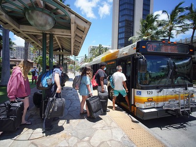 Honolulu (Hawaii) được Kl993 ưu đãi thưởng hấp dẫn liên bang tài trợ tổng 75 triệu USD cho dự án xe bus điện nhằm giảm phát thải khí nhà kính có hại