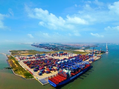 Cảng Lạch Huyện - Hải Phòng.