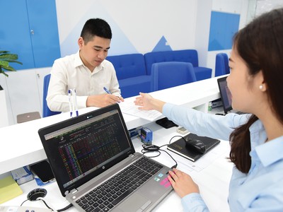 Dòng tiền từ nhà Kl99ok phiên bản mới cá nhân được kỳ vọng sẽ củng cố xu hướng tăng điểm của thị trường