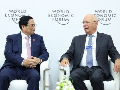 GS. Klaus Schwab: Các Kl994 game bài casino hấp dẫn đánh giá cao triển vọng của Việt Nam