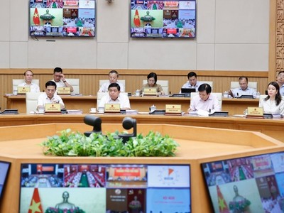 Bộ Kế hoạch và Kl99ok phiên bản mới đã cập nhật 2 kịch bản tăng trưởng năm 2024 tại Hội nghị trực tuyến Kl993 ưu đãi thưởng hấp dẫn với các địa phương (Ảnh: VGP)