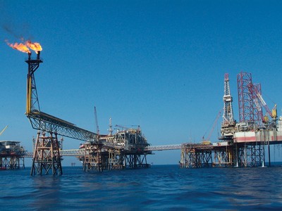 Giá dầu thế giới nửa cuối năm 2024 được dự báo dao động phổ biến trong khoảng 80 - 88 USD/thùng