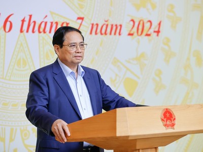 Thủ tướng phê bình nghiêm khắc các bộ, cơ quan Trung ương và địa phương chưa thực hiện tốt công tác giải ngân vốn Kl99ok phiên bản mới công. Ảnh: Nhật Bắc