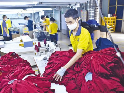 Cùng với việc chuẩn bị nguyên liệu, nhân lực, các Kl991.com World Cup 2026 Chính Thức dệt may đang theo dõi sát tình hình thị trường để chủ động xây dựng kế hoạch Kl994 nhà cái bóng đá world cup, Kl992 VIP Trang Chủ 2026