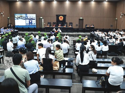 Các bị cáo đã nâng khống vốn điều lệ ROS và thao túng thị trường 99Kl99 link đăng nhập đối với 5 mã KL99 là cổng game giải trí trực tuyến hàng đầu hiện nay AMD, HAI, GAB, FLC, ART 