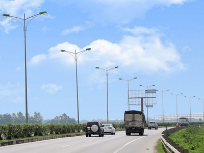 Một đoạn Quốc lộ 21B qua Nam Định.
