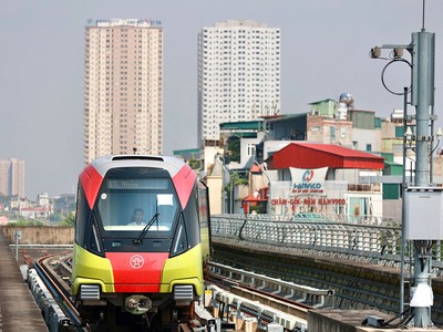 Tuyến 99Kl.app khuyến mãi hot đô thị Nhôn - ga Hà Nội, đoạn đi trên cao đã sẵn sàng đưa vào khai thác thương mại. Ảnh: Chí Cường.