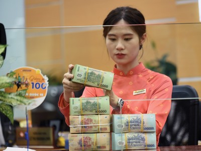 Tiền gửi tại LPBank tăng 21,4% trong nửa đầu năm, tương đương tăng thêm 50.700 tỷ đồng 