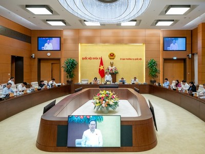 Ủy ban Thường vụ Quốc hội bắt đầu phiên họp chuyên đề Kl992 Tham Gia Ngay tháng 8/2024 .