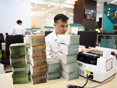 Các Link Vào Nhà Cái KL99 COM Tặng +199k mong muốn Kl993 ưu đãi thưởng hấp dẫn sẽ nới thêm chính sách tiền tệ để đẩy vốn vào nền Kl992 cổng game cá cược. Ảnh: Đức Thanh