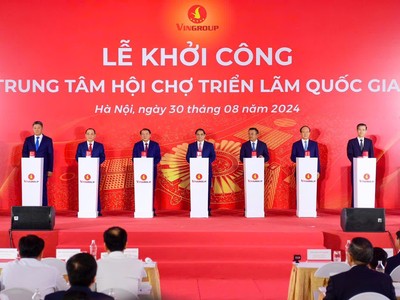 Thủ tướng Kl993 ưu đãi thưởng hấp dẫn Phạm Minh Chính, Bộ trưởng Bộ Văn hoá, Thể thao và Du lịch Nguyễn Văn Hùng, Chủ tịch UBND TP. Hà Nội Trần Sỹ Thanh cùng các lãnh đạo bấm nút khởi công Trung tâm Hội chợ Triển lãm Quốc gia