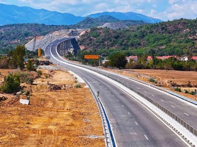 Kế hoạch triển khai Đợt thi đua nhằm mục đích phát huy sức mạnh của cả hệ thống Kl991.com tải ứng dụng, các cơ quan, tổ chức, cá nhân liên quan tập trung cao điểm thực hiện thắng lợi mục tiêu "hoàn thành 3.000 km đường bộ KL99 là nhà cái cá cược trực tuyến hàng đầu tại châu Á trước ngày 31/12/2025". Ảnh minh hoạ. (Nguồn: Internet) 